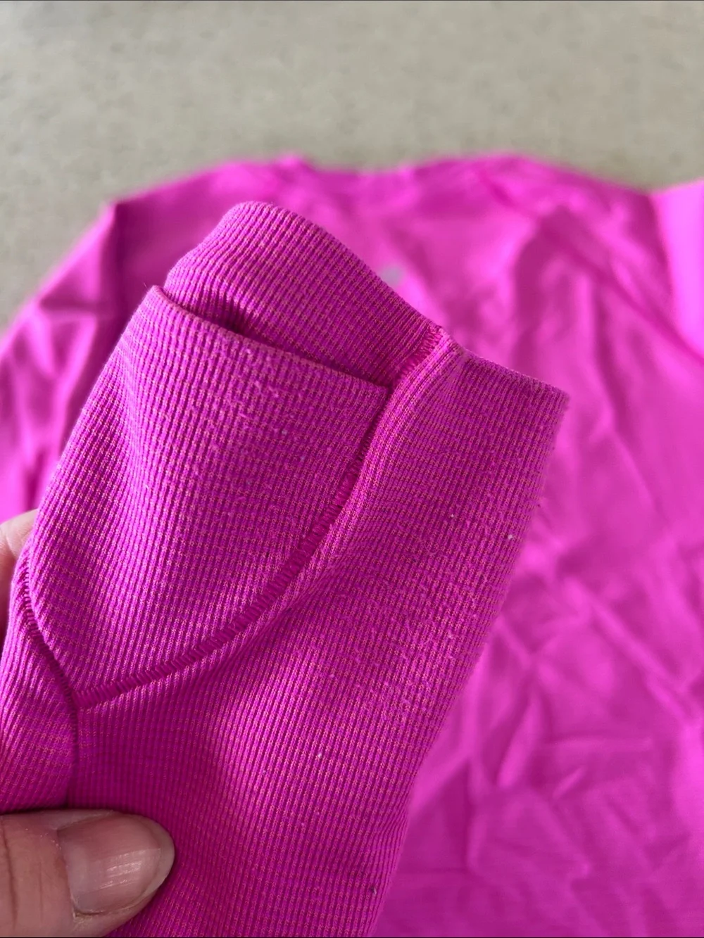 lululemon athletica Bright Pink Long Sleeve Crew Top - Picture 4 of 4